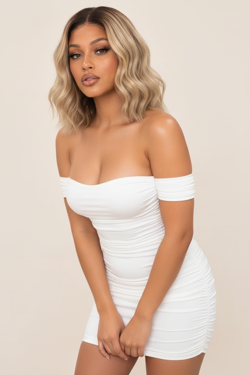 Wavy Bob front white